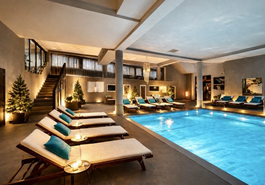 piscină interioară Vila Roca Apuseni